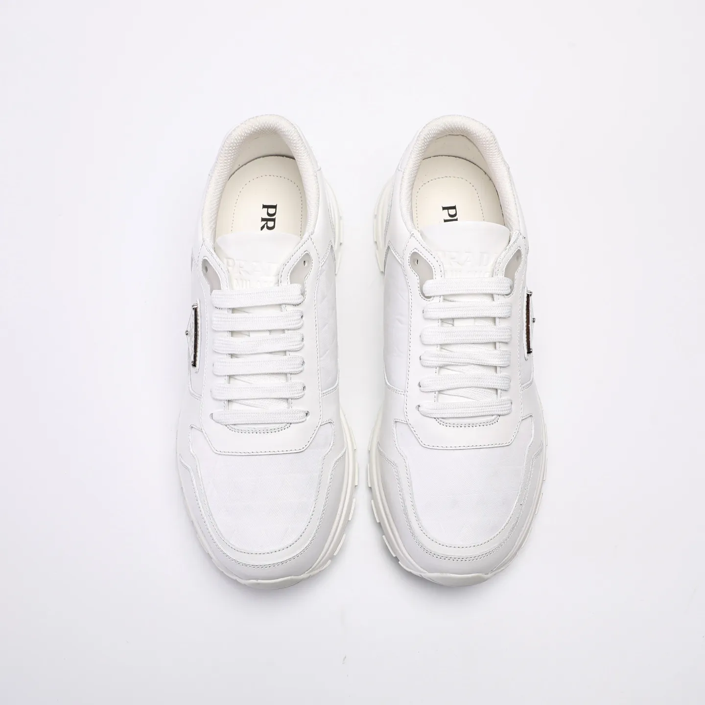 Batch 580 [PRADA] Men's shoes are popular in the counter, official website synchronization, high-quality shipments. Fabric: original cowhide with snakeskin. Lining: cowhide feet + cowhide lining. Outsole: original TPU + foam. Size: 38-46